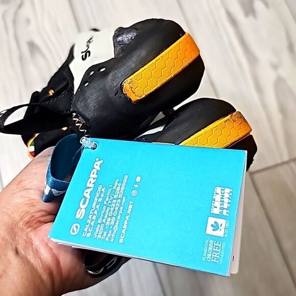 (S-AB137) SCARPA Booster Vegan Rock Climbing Shoes Sz 7 Women's- 6 Men's - Picture 10 of 10